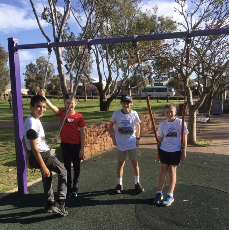 /uploaded_files/media/gallery/1630908105On our way to camp.jpg